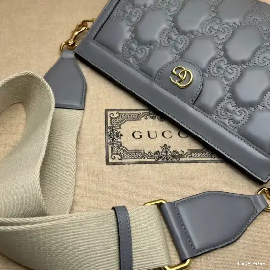 Hyperpeter GUCCI matelassé GG bag shoulder leather 0704